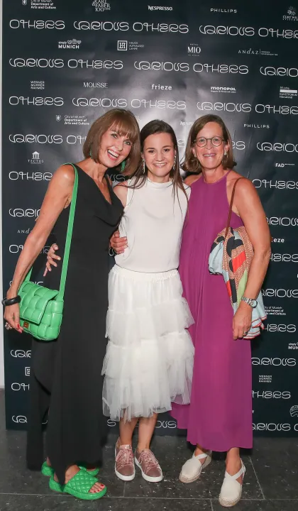 VARIOUS OTHERS – Contemporary Art Munich - Annette